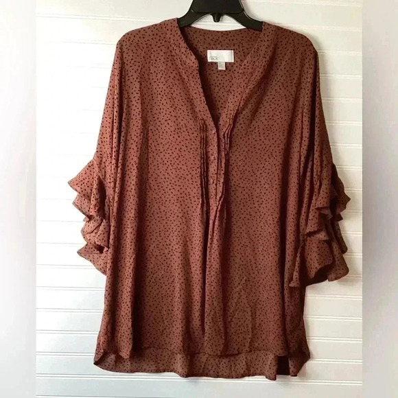 Nordstrom Rack Brown Leopard Print Ruffled 3/4 Sleeves V neck Top Blouse size 2X - Picture 1 of 8